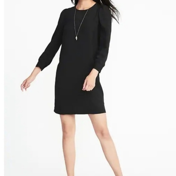 Old Navy Black Long Sleeve Shift Dress 